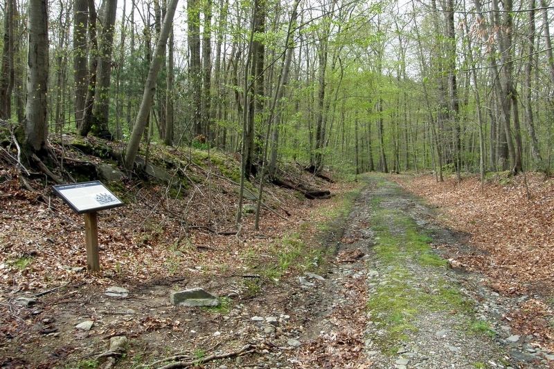 The Retreat From Gettysburg wayside image. Click for full size.
