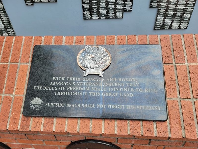 Surfside Beach Veterans Monument image. Click for full size.