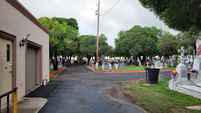 The view of the cemetery and the Marker image. Click for full size.