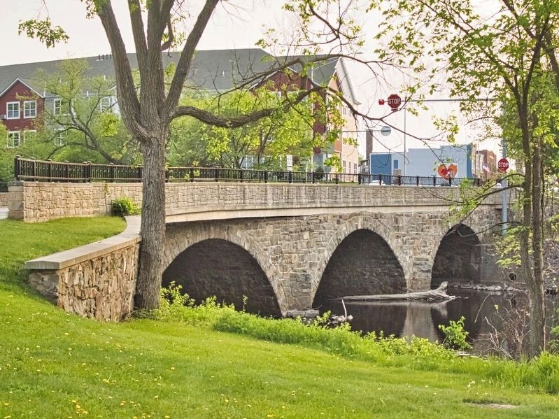 Three Arch Stone Bridge looking west image. Click for full size.