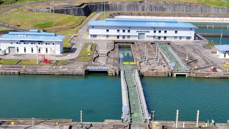 Agua Clara Locks. Click for full size. Agua Clara Locks image. Click for full size.