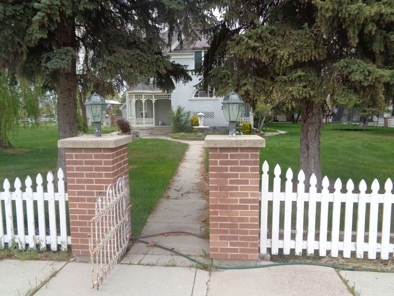 The Walter J. Green Home. Click for full size. The Walter J. Green Home image. Click for full size.