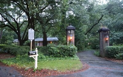 Pine Forest Inn Marker image. Click for full size.