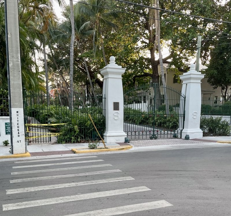 The Presidential Gates Marker image. Click for full size.