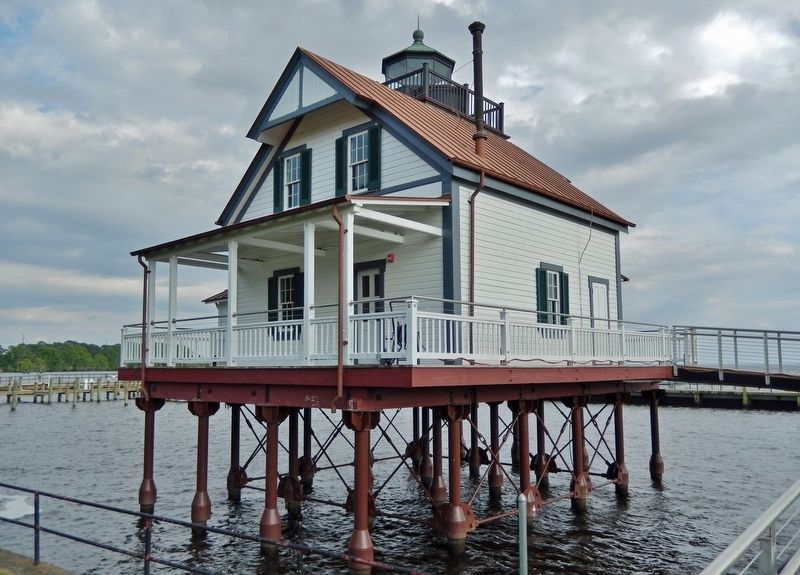 1886 Roanoke River Lighthouse (<i>northwest elevation</i>) image. Click for full size.