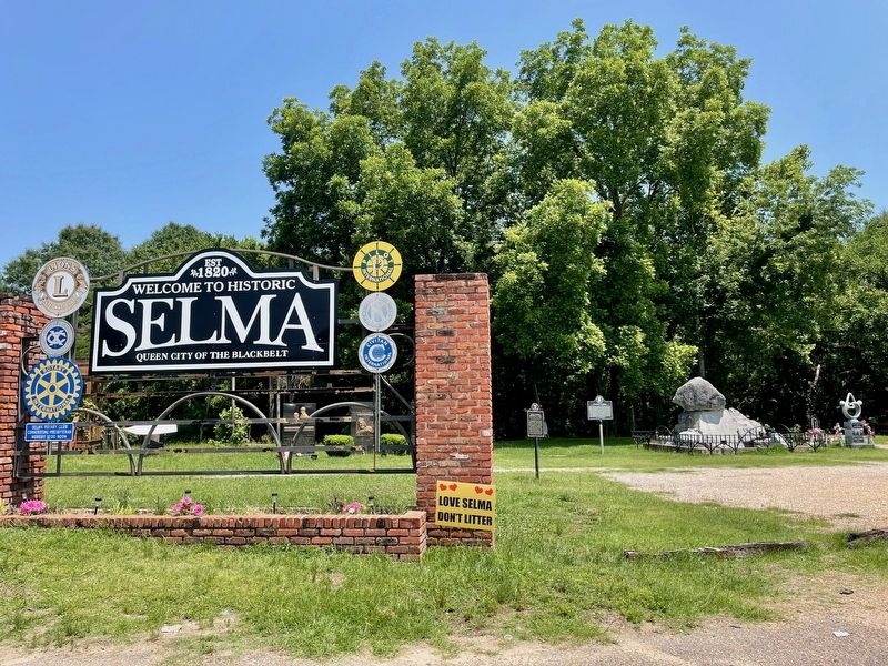 Marker located just to right of Welcome to Selma sign. image. Click for full size.