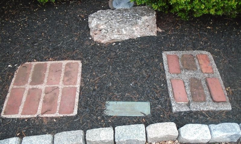 Independence Garden Georgia Marker and Stones/Bricks image. Click for full size.