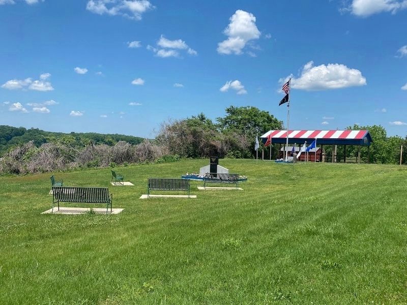 Hickman County Veterans Memorial image. Click for full size.