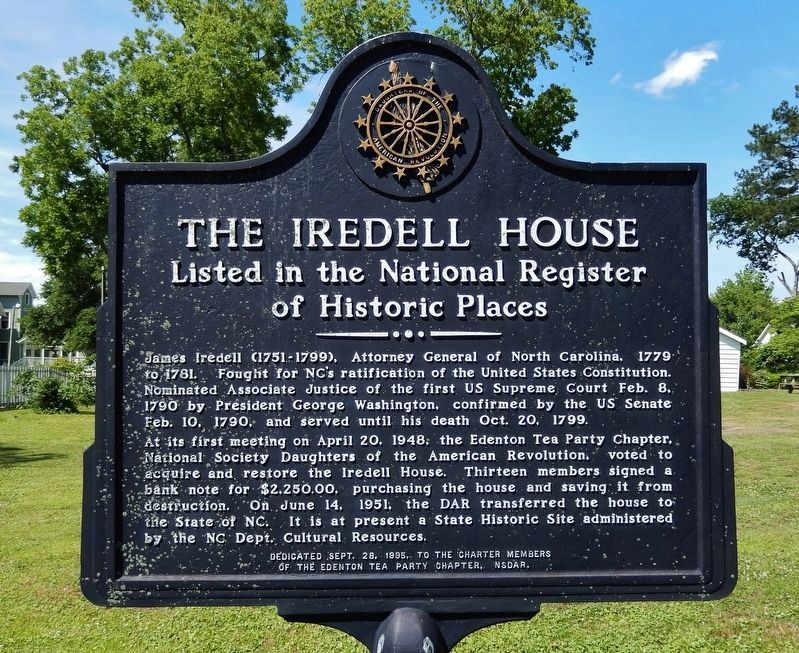 The Iredell House Marker image. Click for full size.