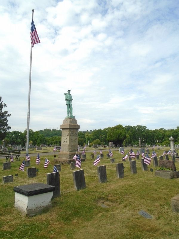 Civil War Memorial and Soldiers Plot. Click for full size. Civil War Memorial and Soldiers Plot image. Click for full size.