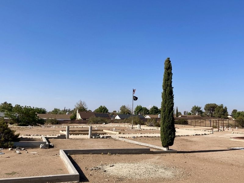 Palmdale Cemetery image. Click for full size.