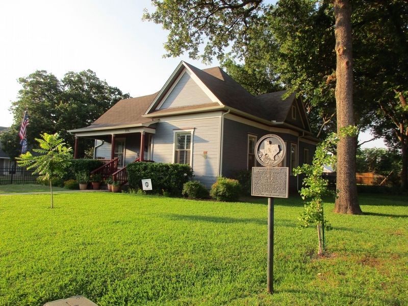 Douglass-Potts House and Marker image. Click for full size.
