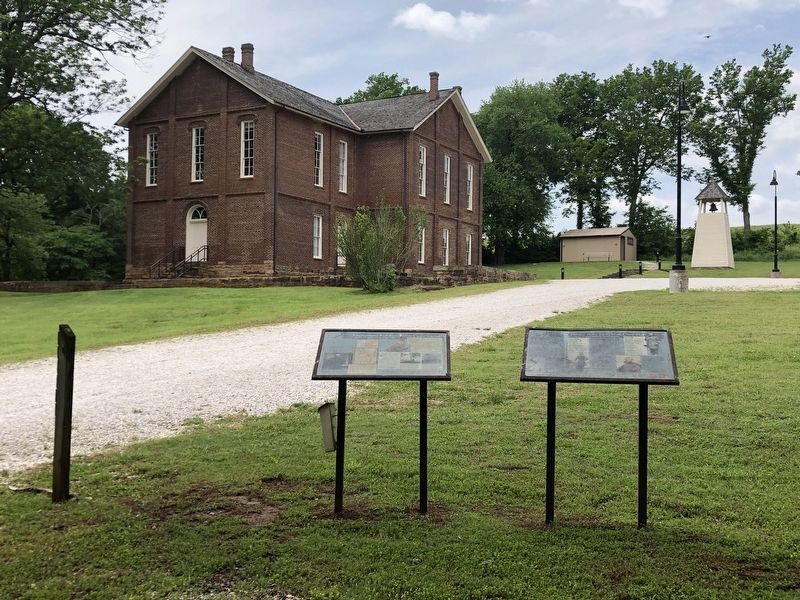 Confederates Fall Back Before Union Assault Marker image. Click for full size.