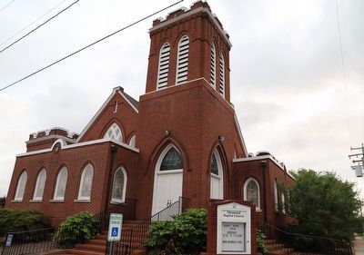 Memorial Baptist Church Marker image. Click for full size.