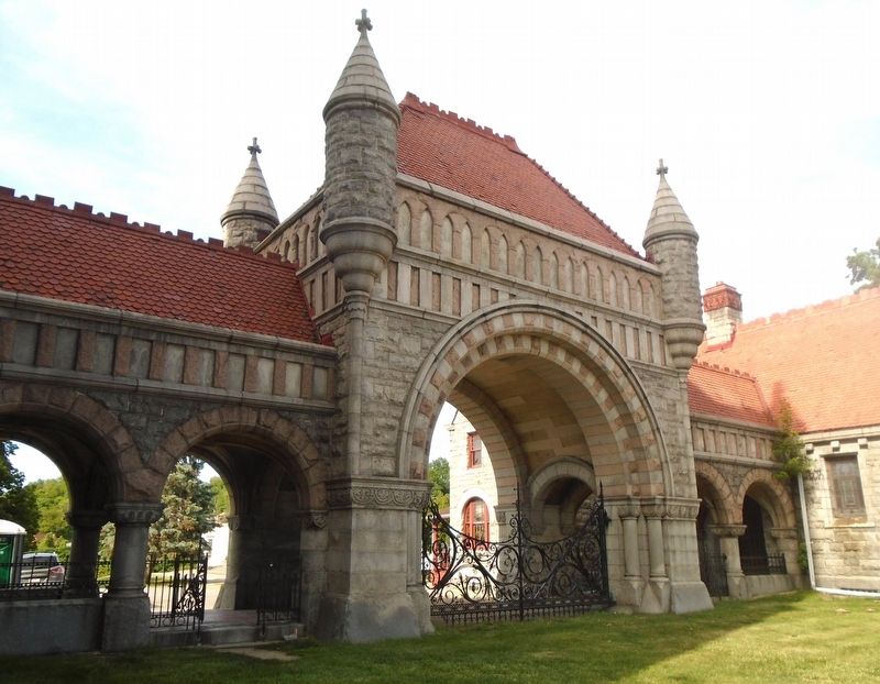 Penn Avenue Entrance, Allegheny Cemetery image. Click for full size.