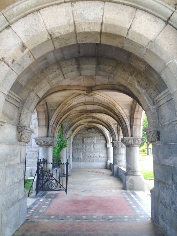 Penn Avenue Entrance Detail, Allegheny Cemetery image. Click for full size.