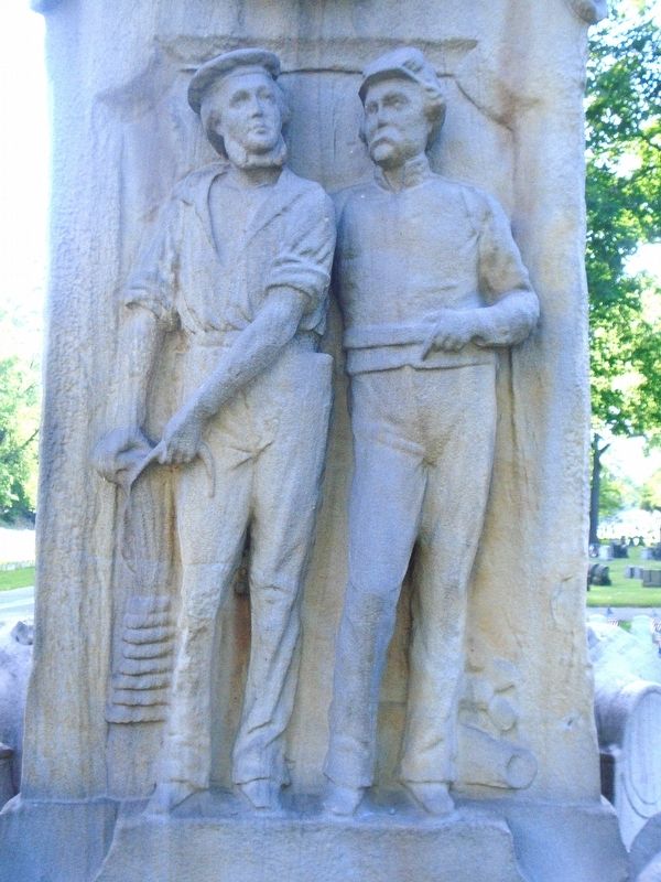 Civil War Memorial Detail image. Click for full size.