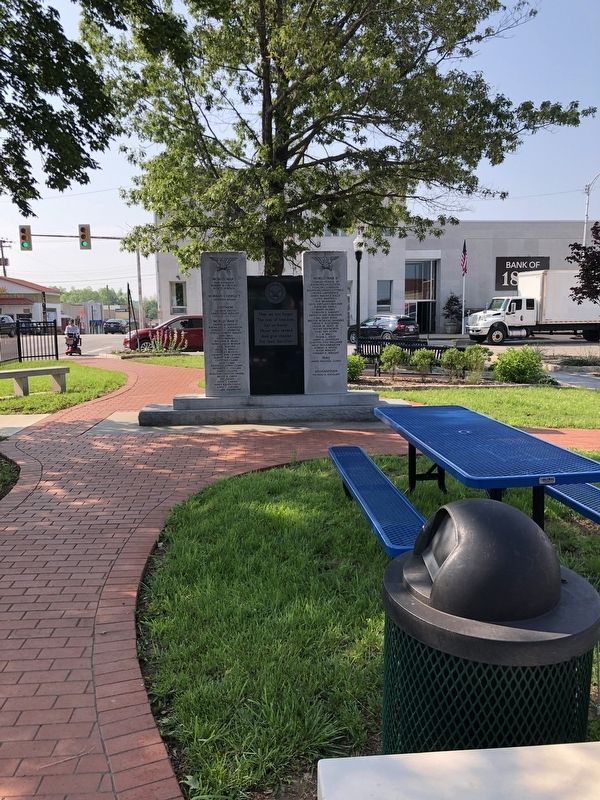 Carroll County War Memorial image. Click for full size.