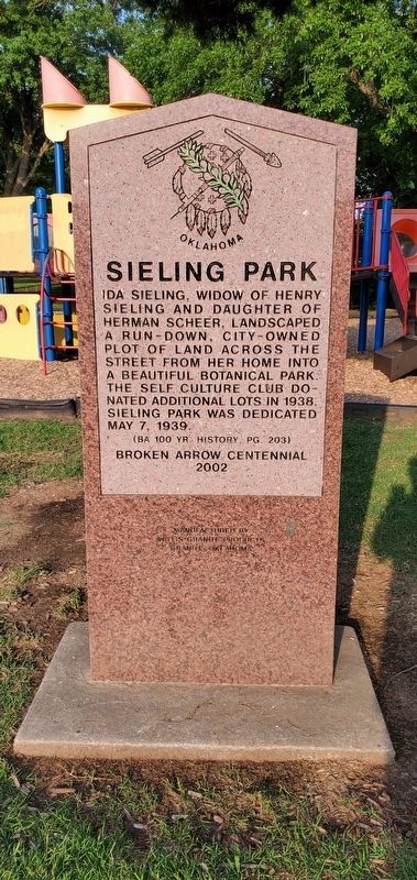 Sieling Park Marker. Click for full size. Sieling Park Marker image. Click for full size.