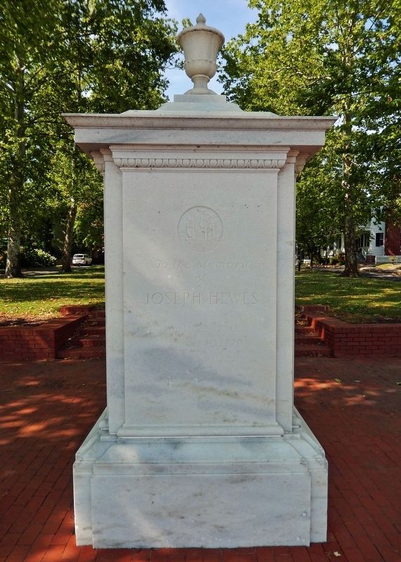 Joseph Hewes Monument (<i>south side</i>) image. Click for full size.