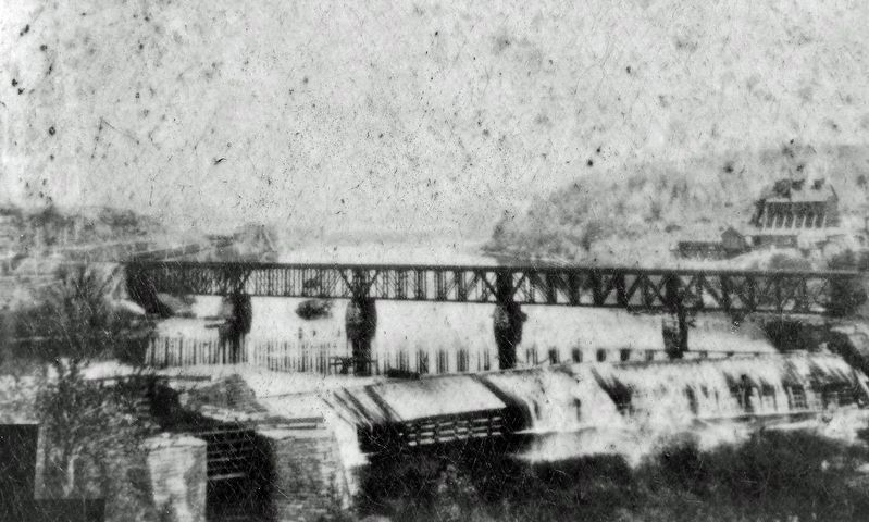 Marker detail: Lock 28, Dam 19. Click for full size. Marker detail: Lock 28, Dam 19 image. Click for full size.