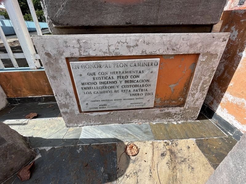 En Honor al Peon Caminero Marker. Click for full size. En Honor al Peon Caminero Marker image. Click for full size.