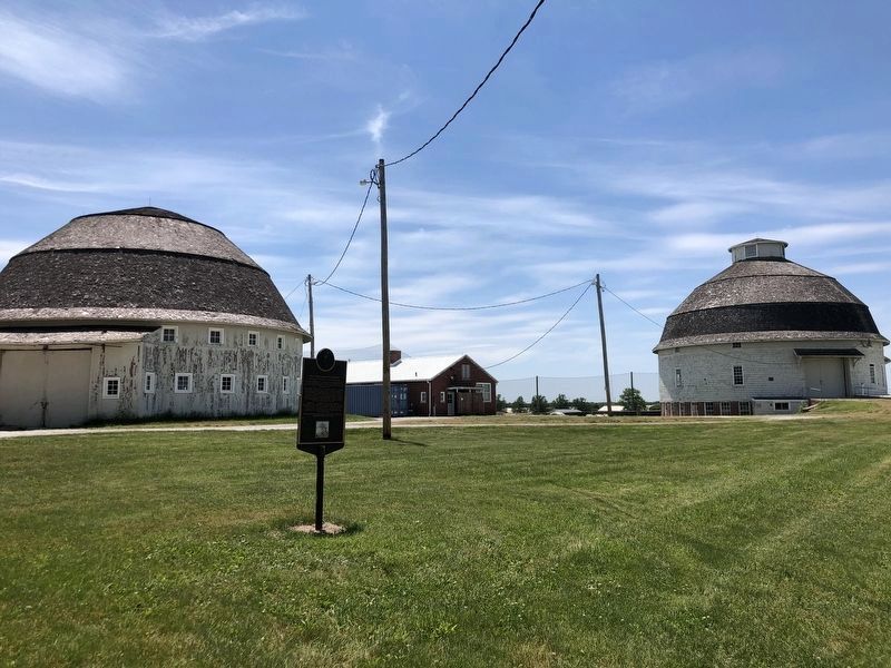 Dairy Experimental Round Barns Marker image. Click for full size.