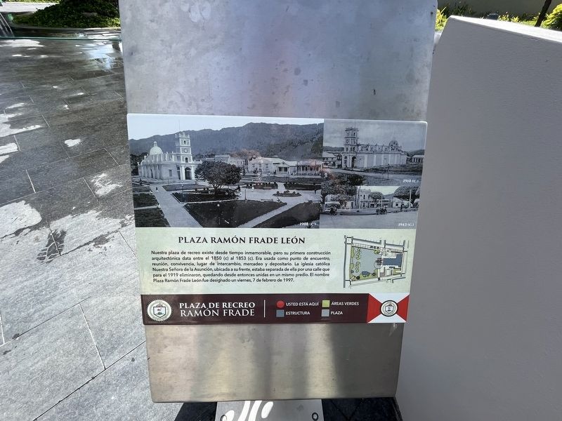 Plaza Ramón Frade León Marker. Click for full size. Plaza Ramón Frade León Marker image. Click for full size.