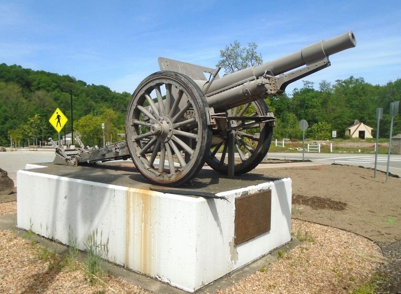 One Hundred and Seventy-Sixth Field Artillery Marker image. Click for full size.