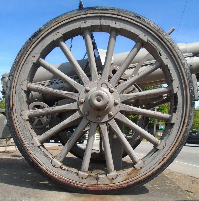 Spoked Wooden Wheel for 4.7in Gun image. Click for full size.