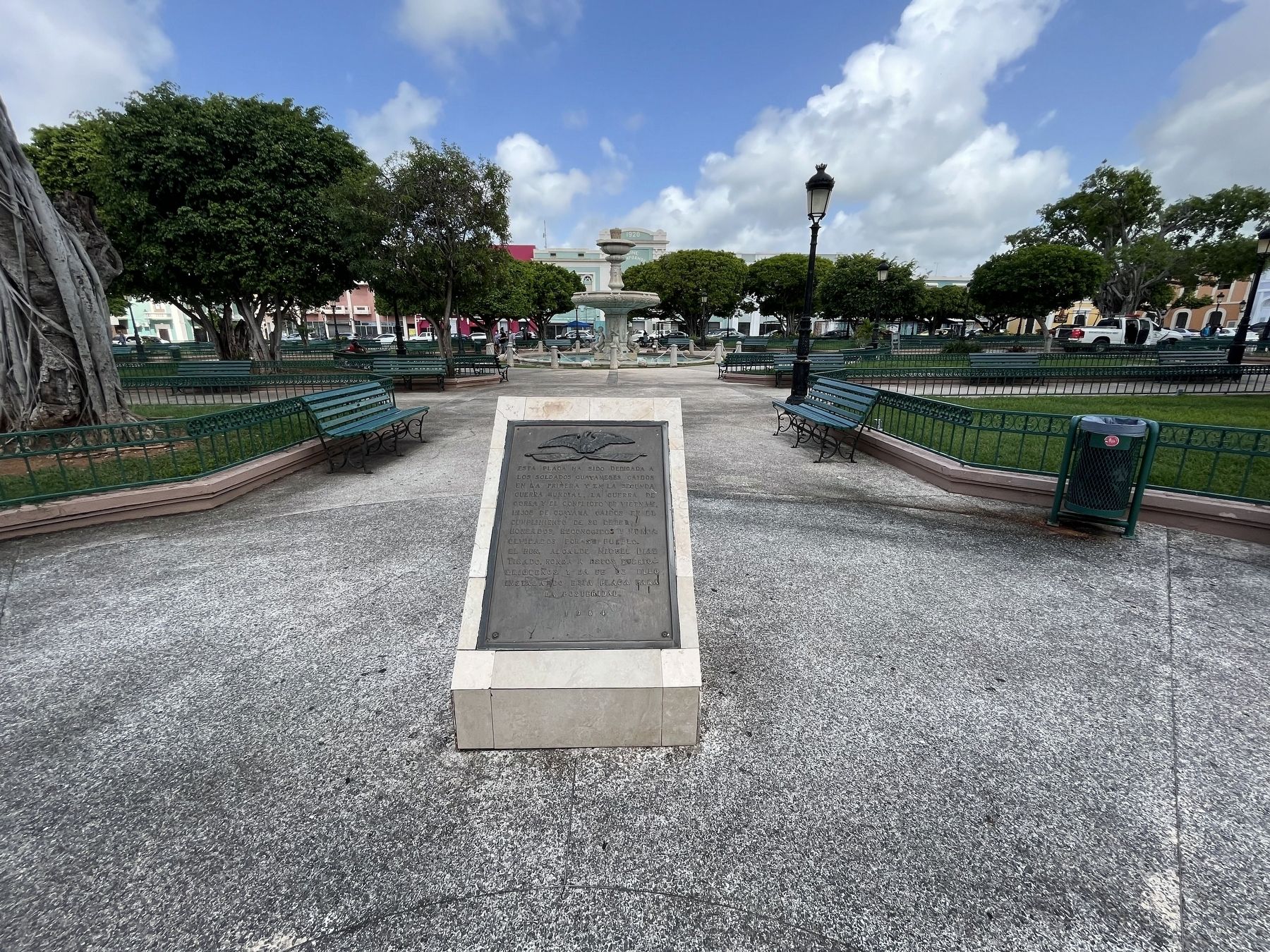 Monumento a los Veteranos. Click for full size. Monumento a los Veteranos image. Click for full size.
