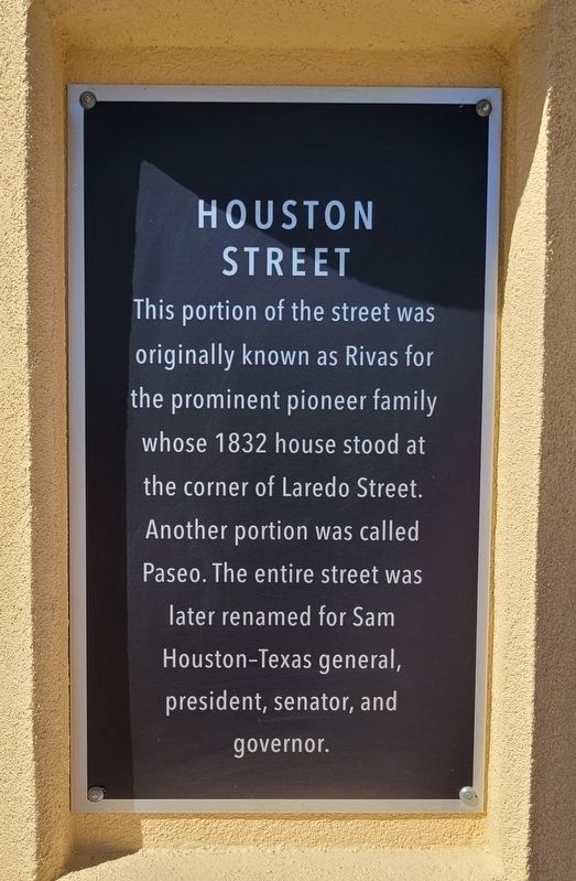 Houston Street Marker image. Click for full size.