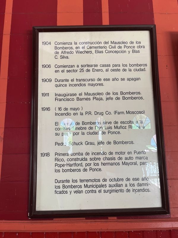 El Edificio / Cronologica del Cuerpo de Bomberos Municipal de Ponce Marker image. Click for full size.