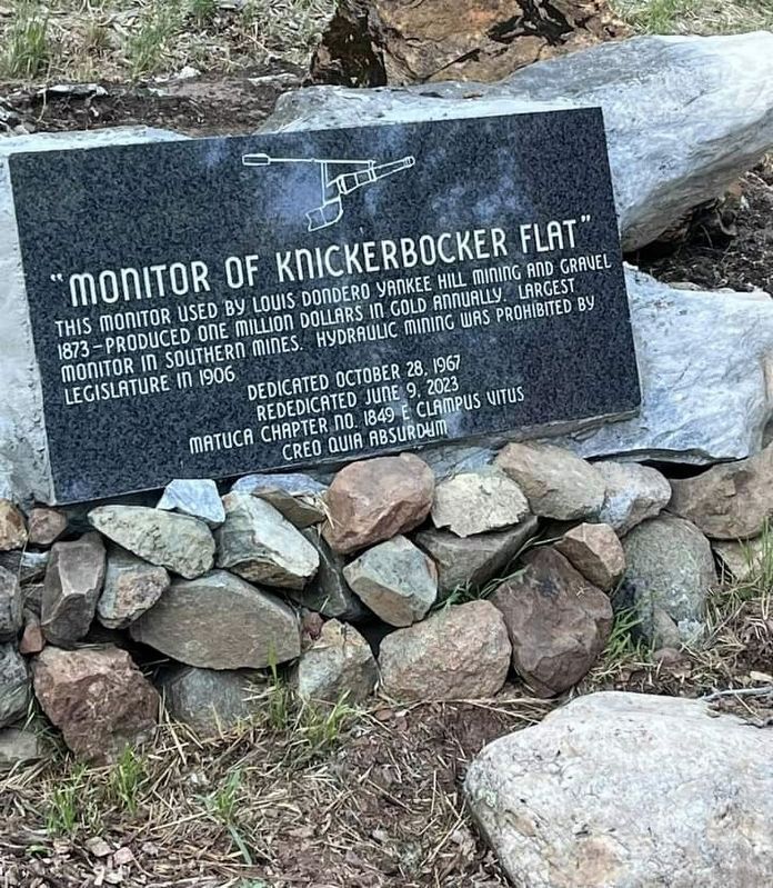 Monitor of Knickerbocker Flat Marker. Click for full size. Monitor of Knickerbocker Flat Marker image. Click for full size.