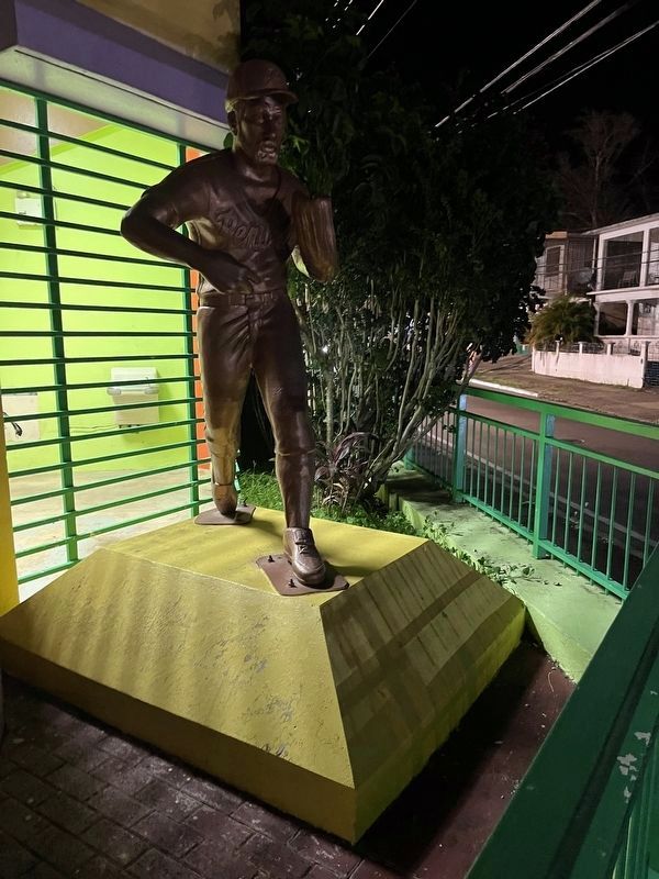 Mariano Quiñones Statue. Click for full size. Mariano Quiñones Statue image. Click for full size.