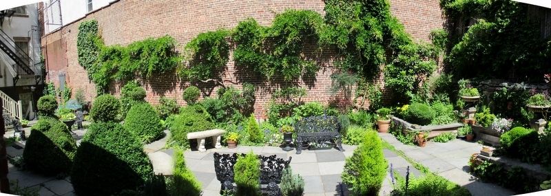 Merchant's House Garden, as seen from Manuel Plaza image. Click for full size.