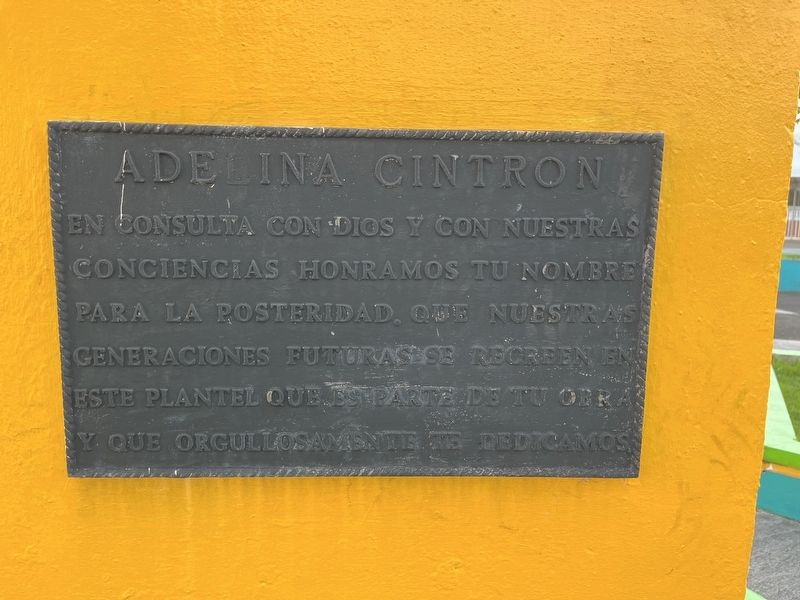 Memorial a los Veteranos Marker. Click for full size. Memorial a los Veteranos Marker image. Click for full size.