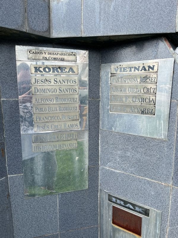 Honor a Quien Honor Merece Marker. Click for full size. Honor a Quien Honor Merece Marker image. Click for full size.