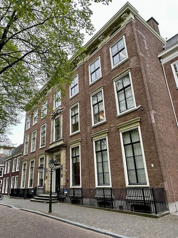 Lange Voorhout 13 and Marker. Click for full size. Lange Voorhout 13 and Marker image. Click for full size.