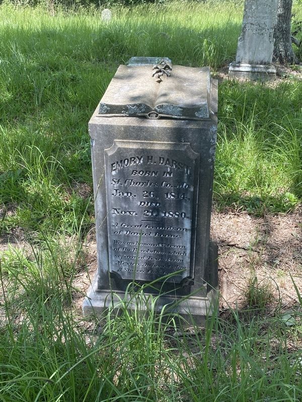 Gravestone of Emory H. Darst, a veteran of the Battle of San Jacinto. image. Click for full size.