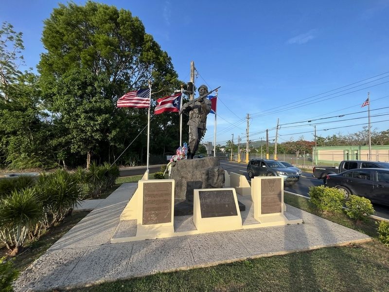 Monumento al Soldado Caborrojeo Marker image. Click for full size.