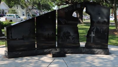 Cateret County Gold Star Families Memorial Monument image. Click for full size.