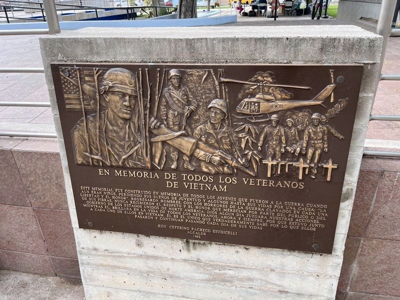 En Memoria de Todos los Veteranos de Vietnam Marker. Click for full size. En Memoria de Todos los Veteranos de Vietnam Marker image. Click for full size.