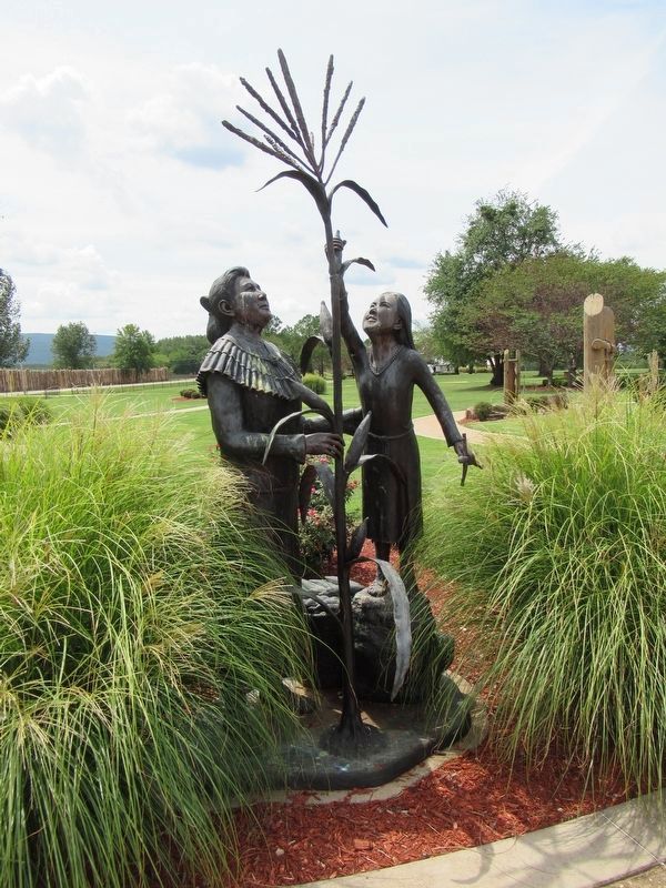 Statue near the Illimpa (Food) Marker. Click for full size. Statue near the Illimpa (Food) Marker image. Click for full size.