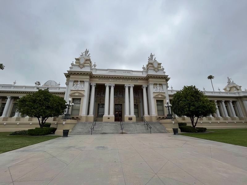 Riverside County Courthouse image. Click for full size.