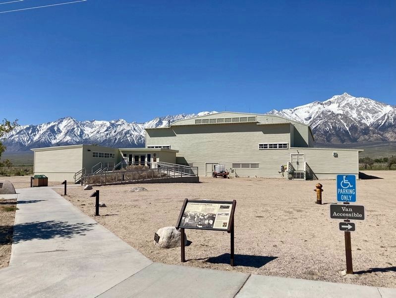 Marker and Visitor Center image. Click for full size.