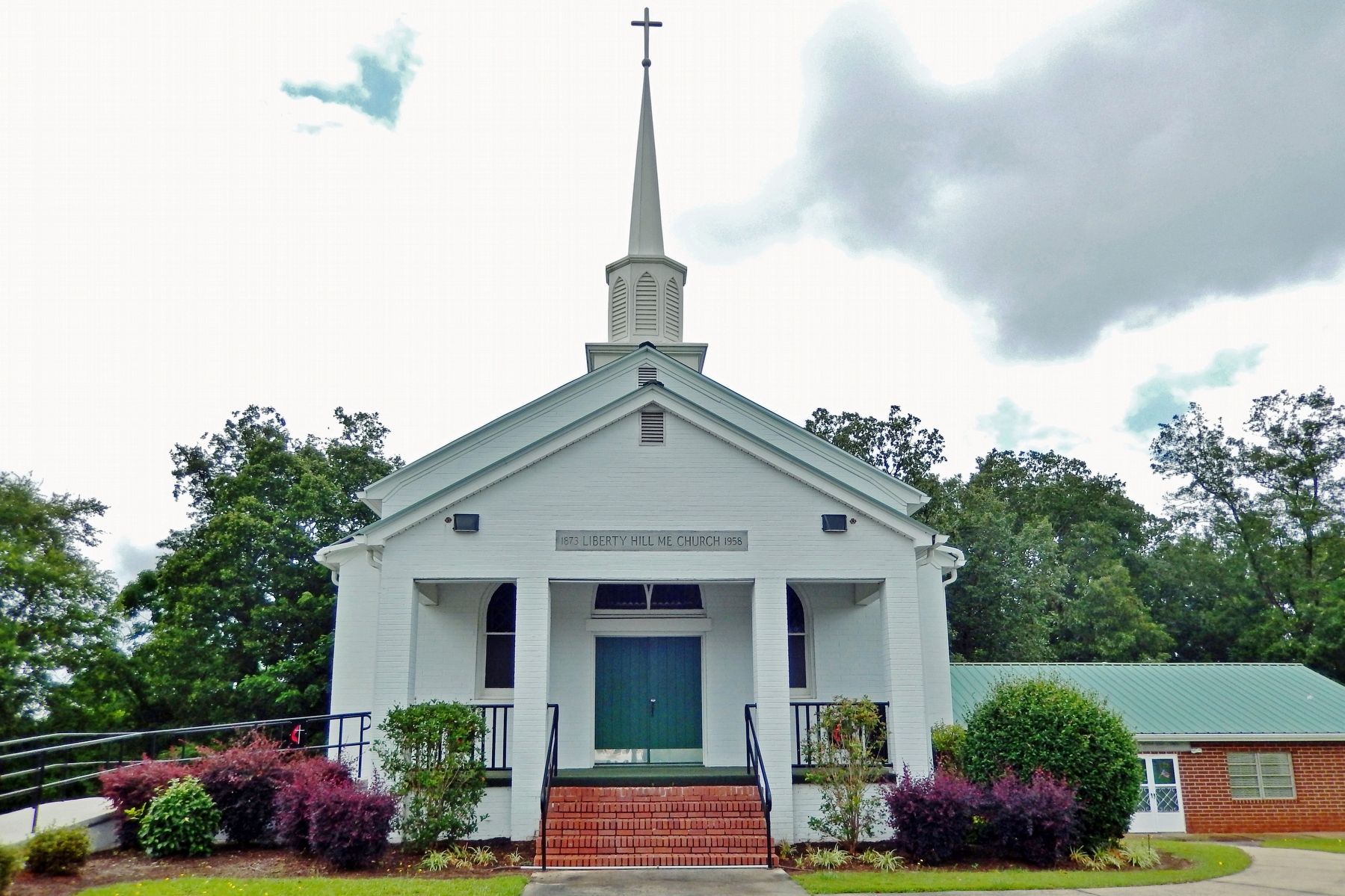 Liberty Hill United Methodist Church image. Click for full size.
