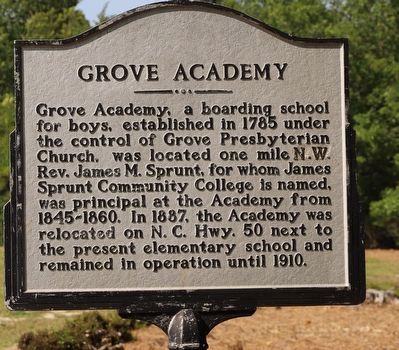 Grove Academy Marker image. Click for full size.