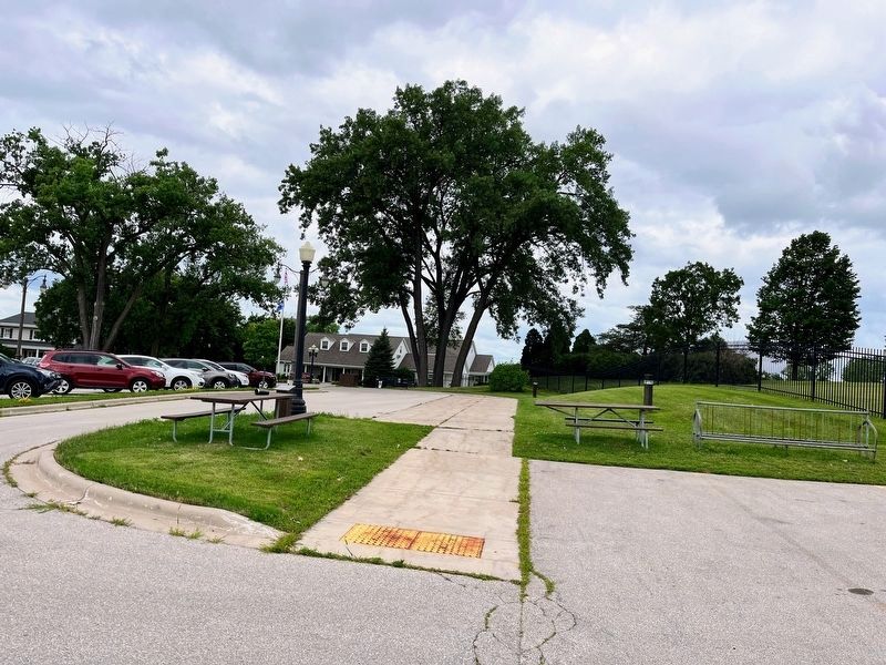 Roi-Porlier-Tank Cottage Marker Missing. Click for full size. Roi-Porlier-Tank Cottage Marker Missing image. Click for full size.