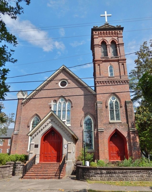 Saint Peter's Episcopal Church<br><center>(<i>front/west elevation</i>) image. Click for full size.